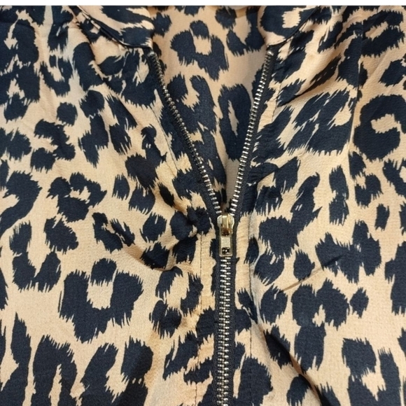 Fashion to Figure Leopard Print Jumpsuit Romper Size 2 Womens Stylish Back Brown - Picture 11 of 13